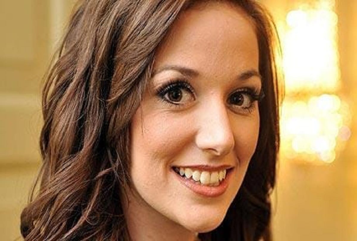 an army officer and miss england katrina hogde resign from army 