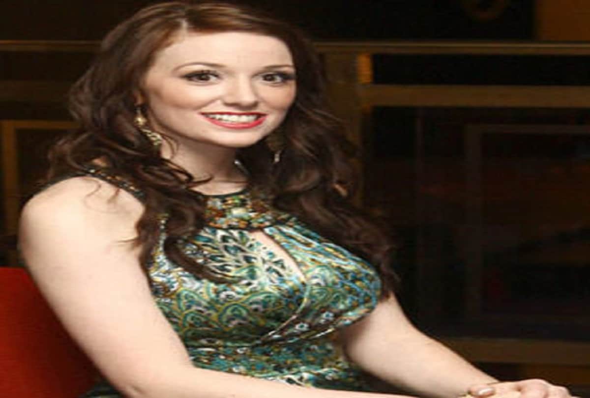 an army officer and miss england katrina hogde resign from army 