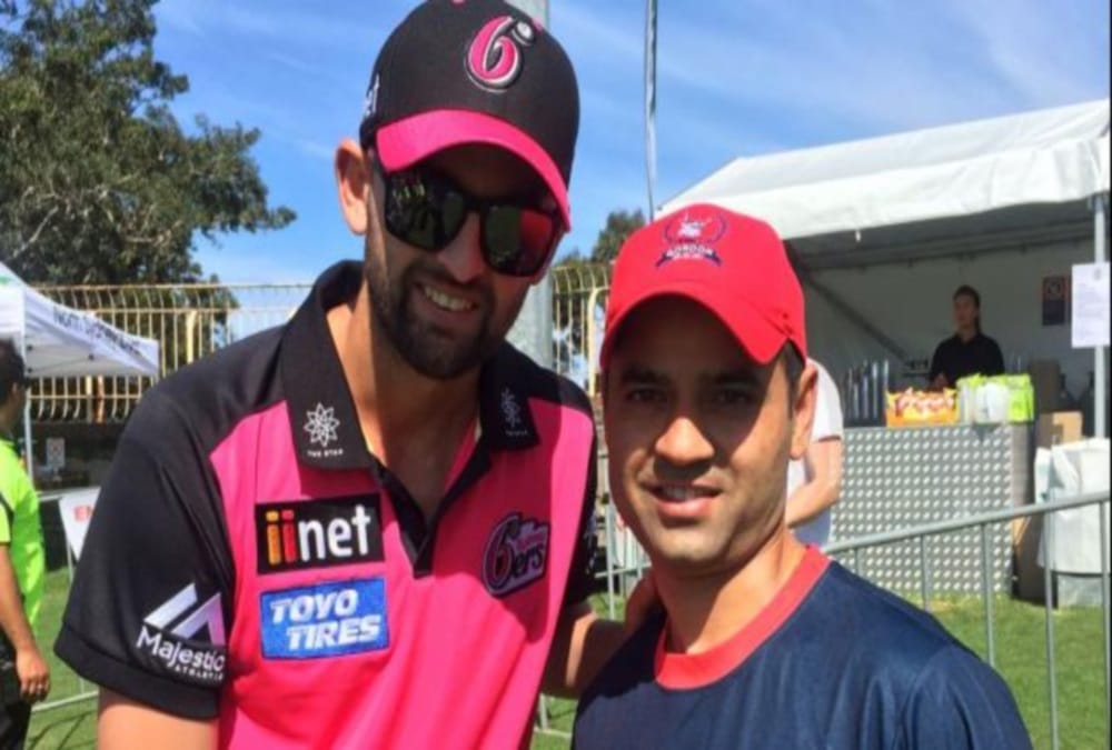 Indian coach teach playing cricket to australian cricketer