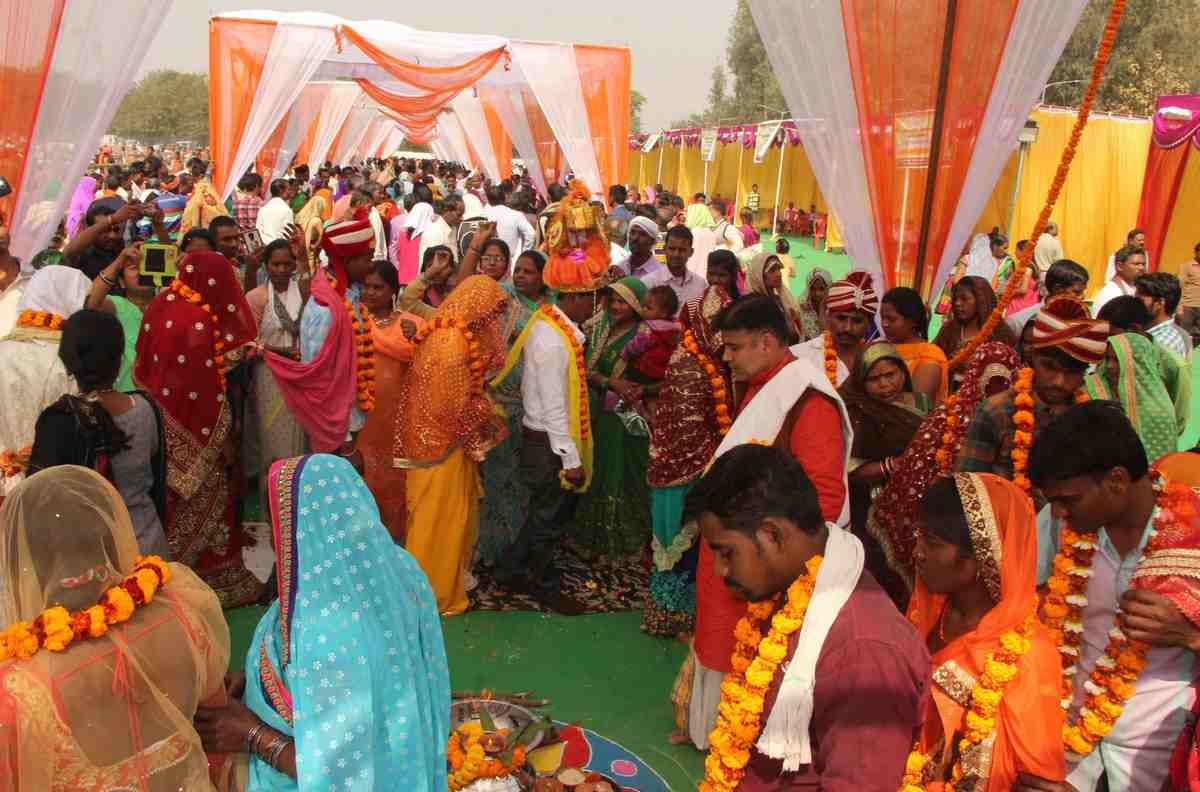 Chief Minister mass marriage couple remarries in ballia