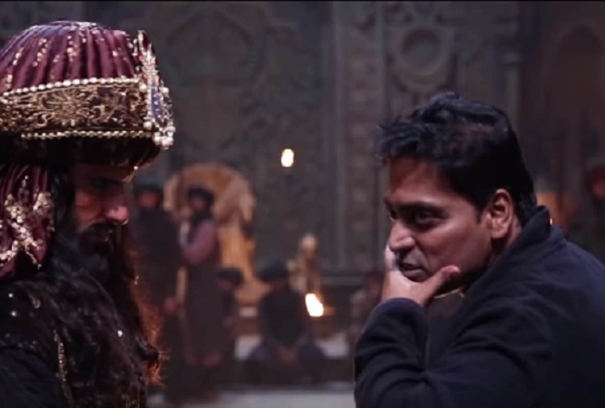making of film padmaavat's song khali bali and ranveer lethal performance 