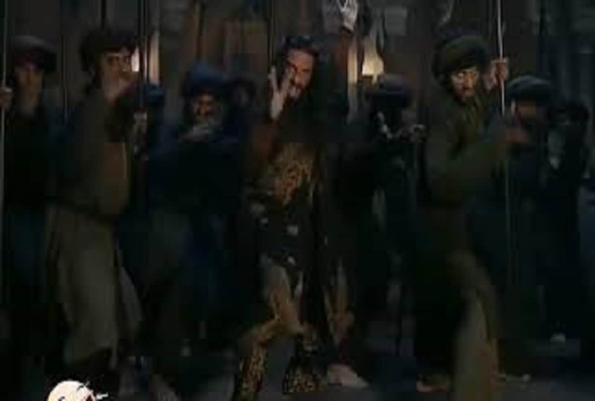 making of film padmaavat's song khali bali and ranveer lethal performance 