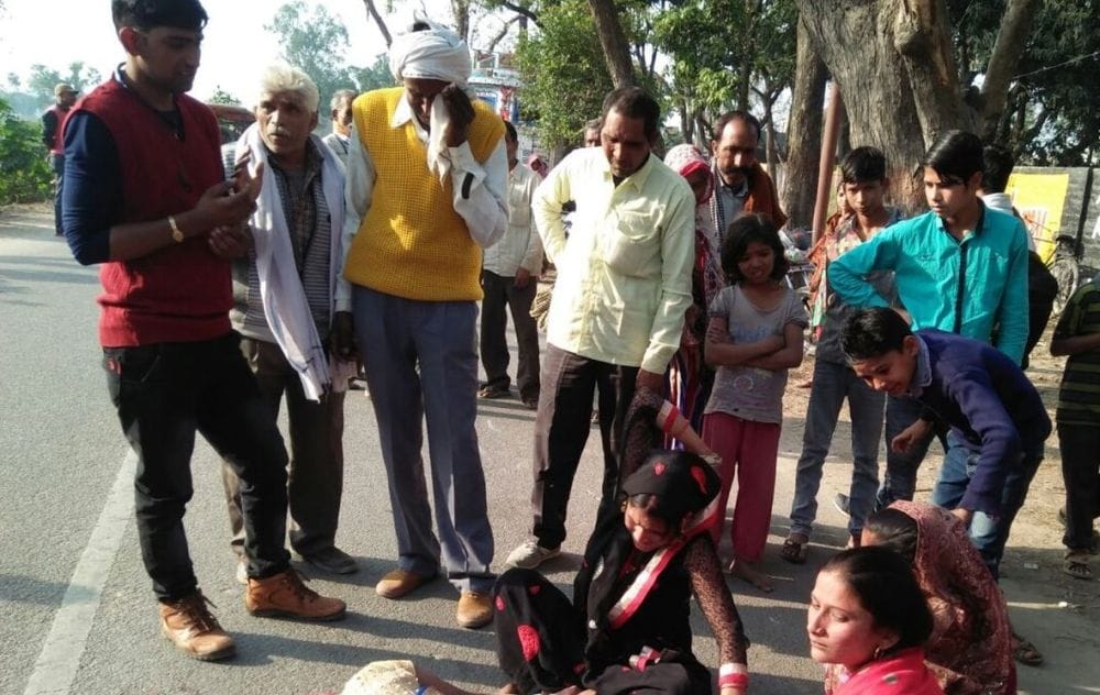 mainpuri two woman died in road accident 