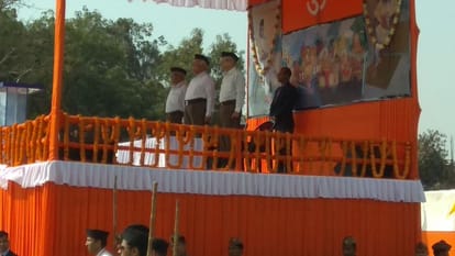 mohan bhagwat says taht swamsevak work for nation service not for ticket