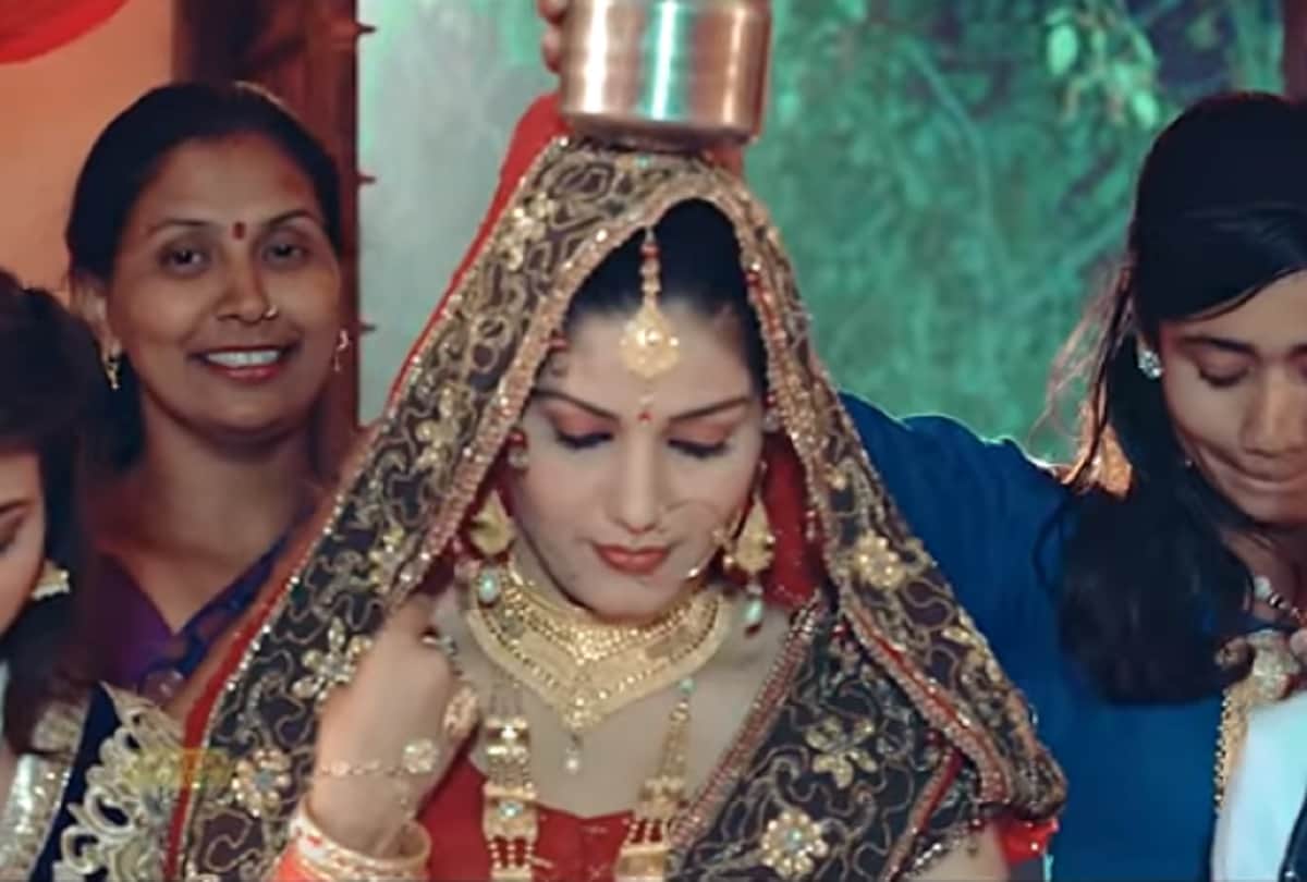 Watch Sapna Chaudhary As Bride In Latest Haryanvi Music Video Mera Chand