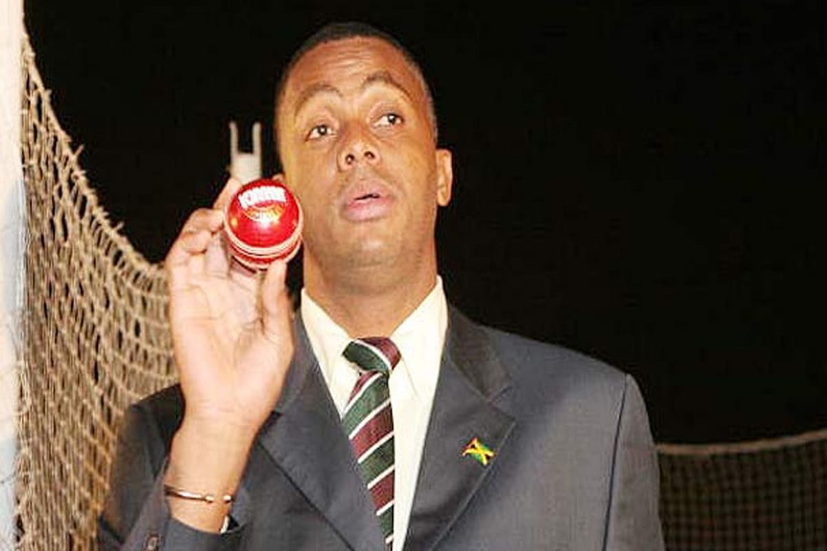 James Anderson break Courtney Walsh record in test cricket