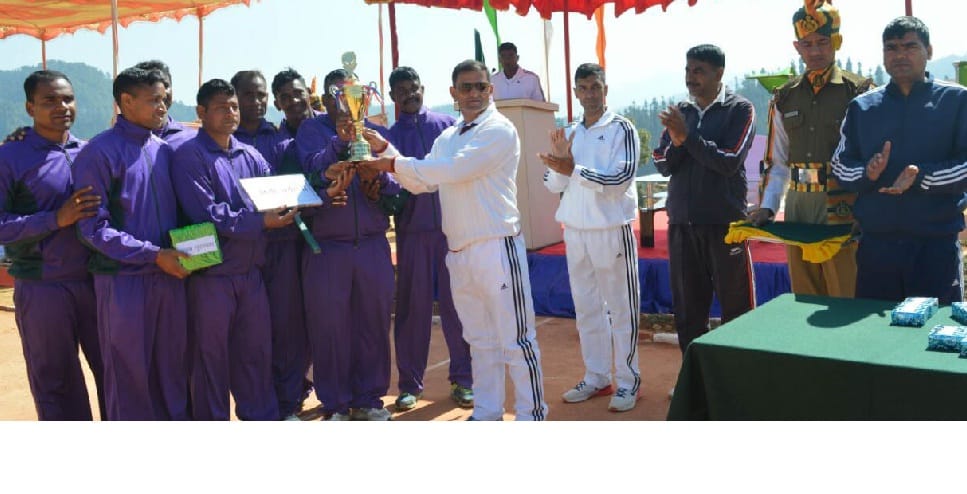24 vahini won the bascketball trophy