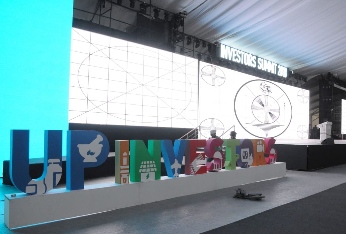 nine hundred MoU signed by the investor to invest in up