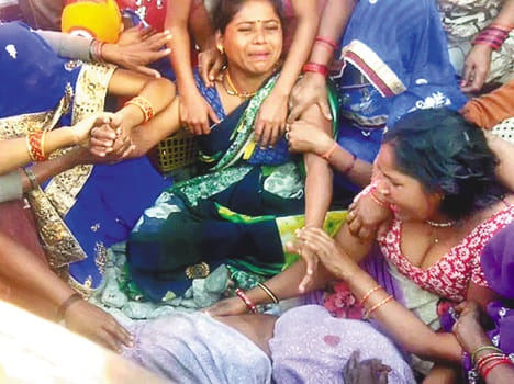 Death of women and youth, commotion