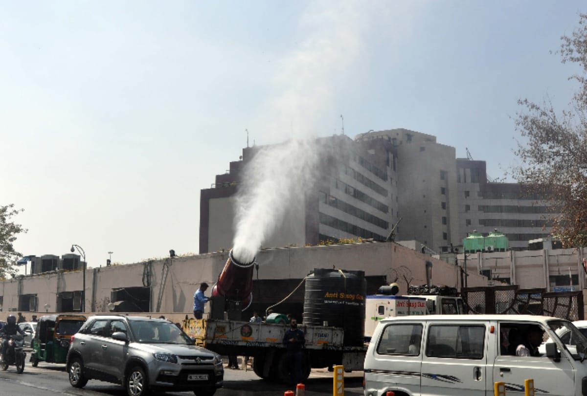 anti smog gun trial done in delhi