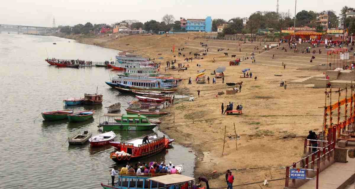 ganga distance from assi ghat increase to 60 foot