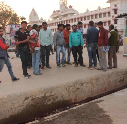 Bomb Blast at varanasi cantt railway station