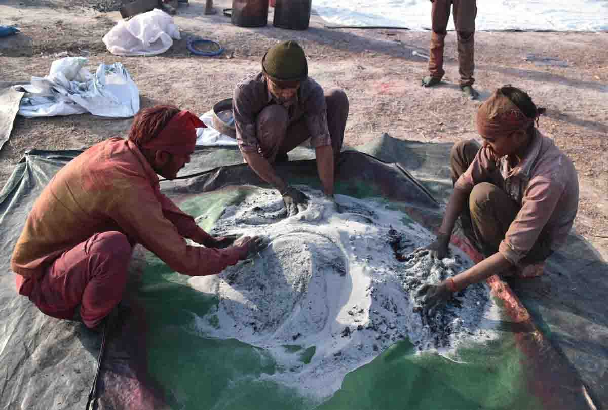 color mixing with dust