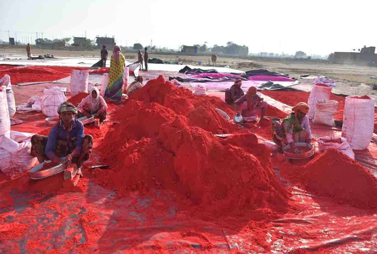 color mixing with dust