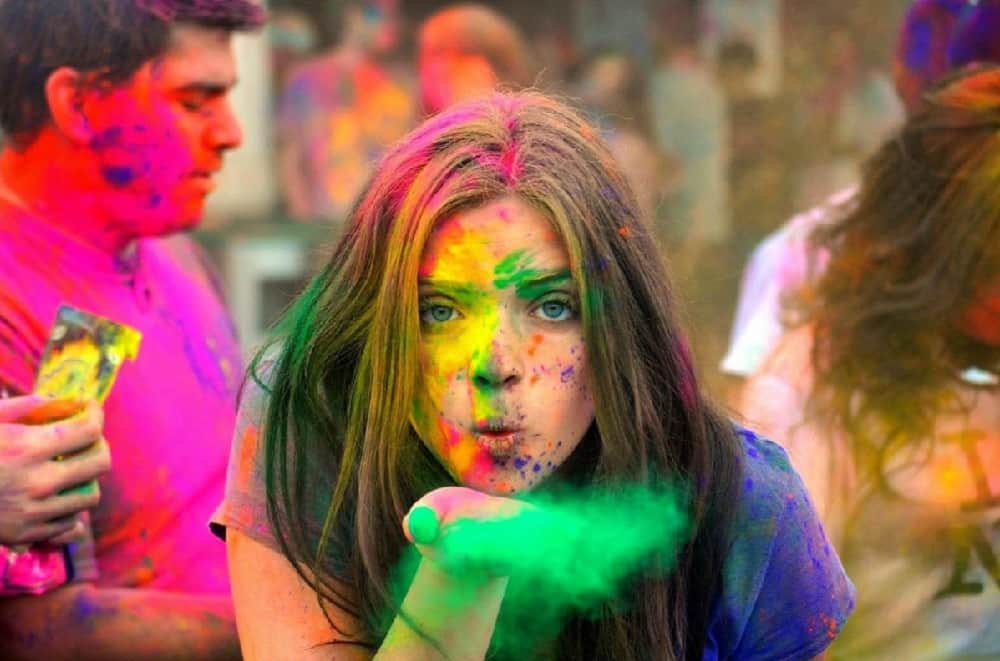 Colours according to zodiac on holi 2018 for fortune
