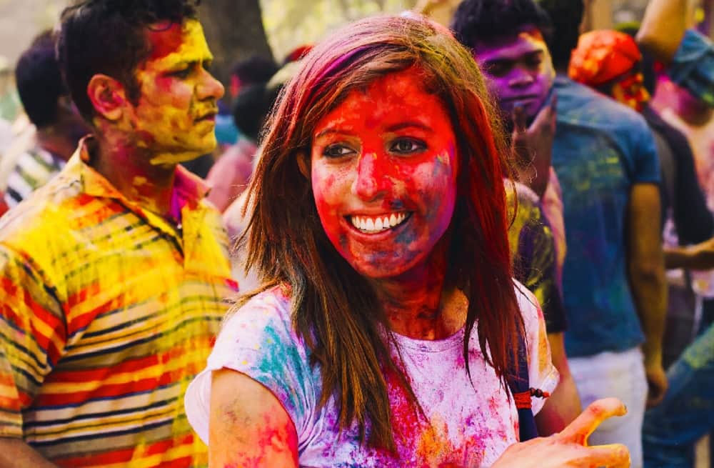 Holi 2018 Play safe holi with these easy skin care beauty tips