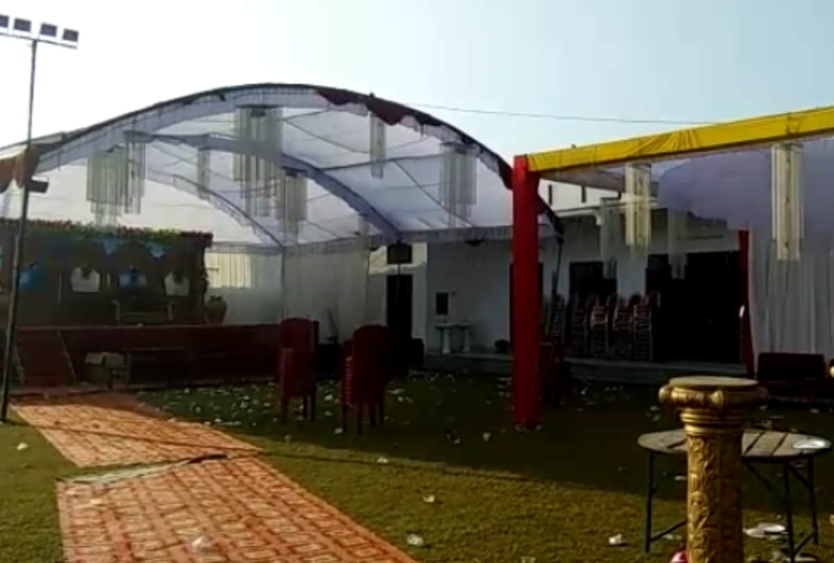 murder of man in gomti nagar, dead body found outside the marriage lawn