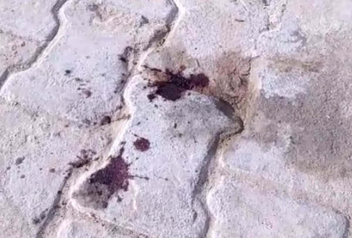 murder of man in gomti nagar, dead body found outside the marriage lawn