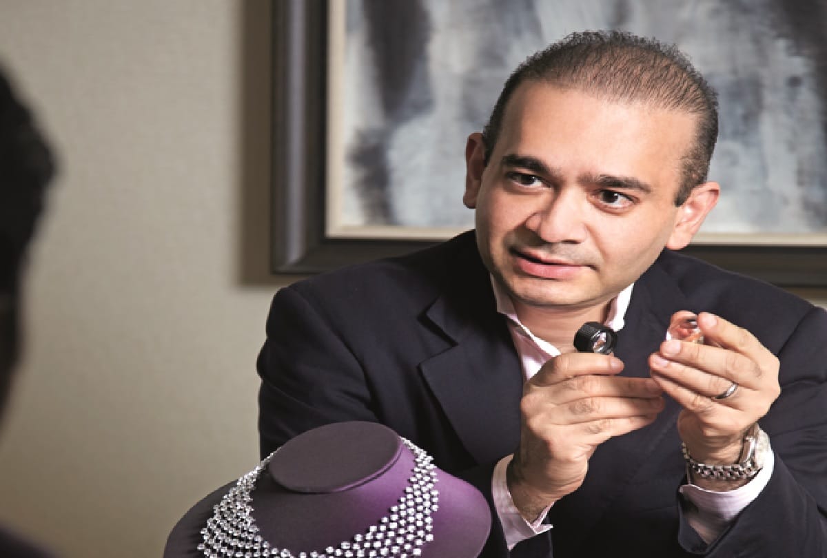 Majeed Memon Claims that Nirav Modi deposit huge cash in pnb before demonitization 