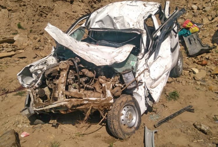 accident in kotkhai three family member died