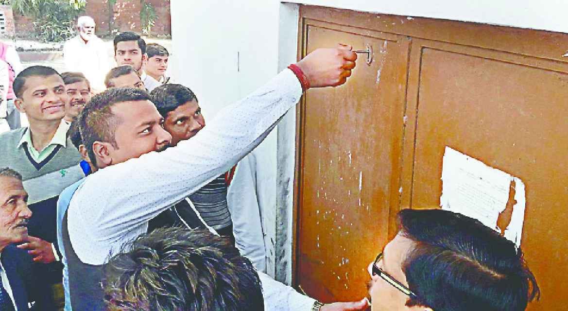 Advocates strike for High Court bench