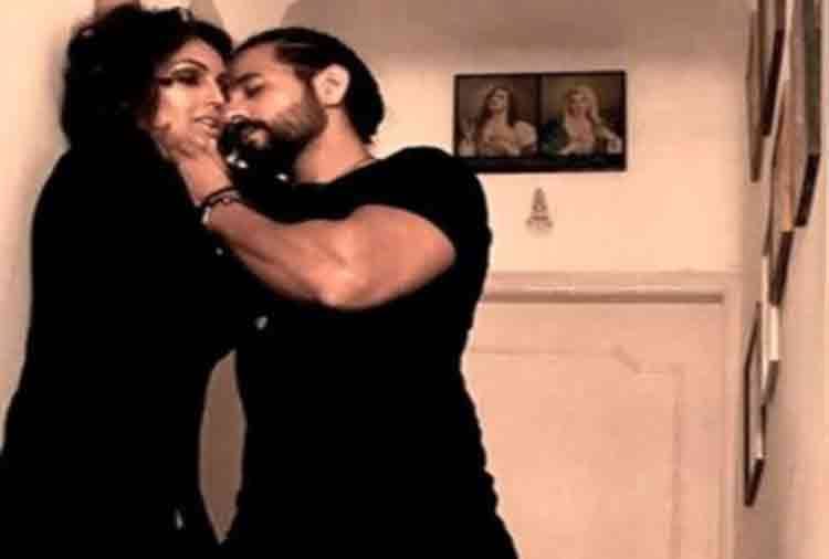 rama of tv actor ashish sharma shared private photos with wife on instagram 