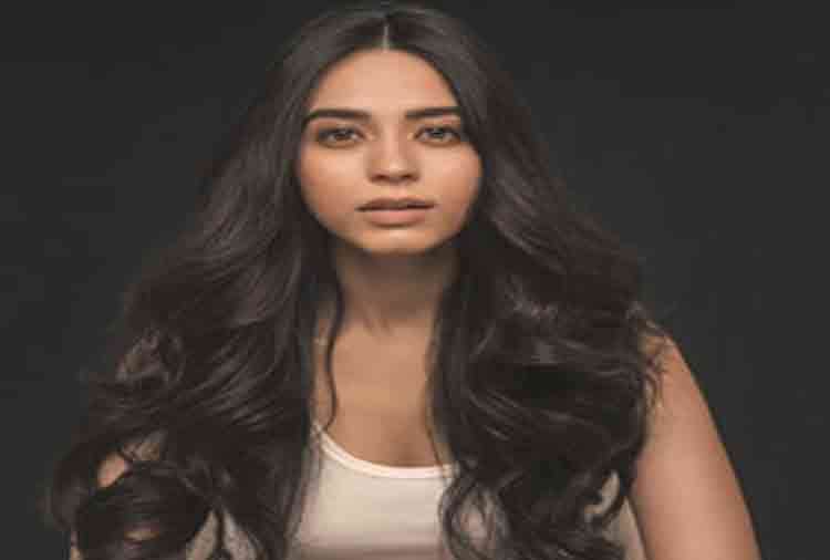 Soundarya Sharma from ranchi diaries is looking for new work