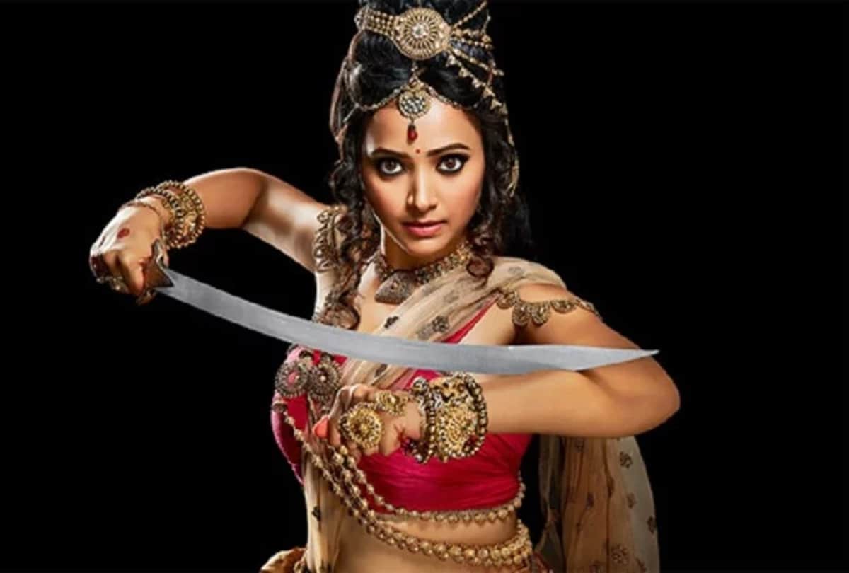 special interview of National Award winner actress Shweta Basu Prasad