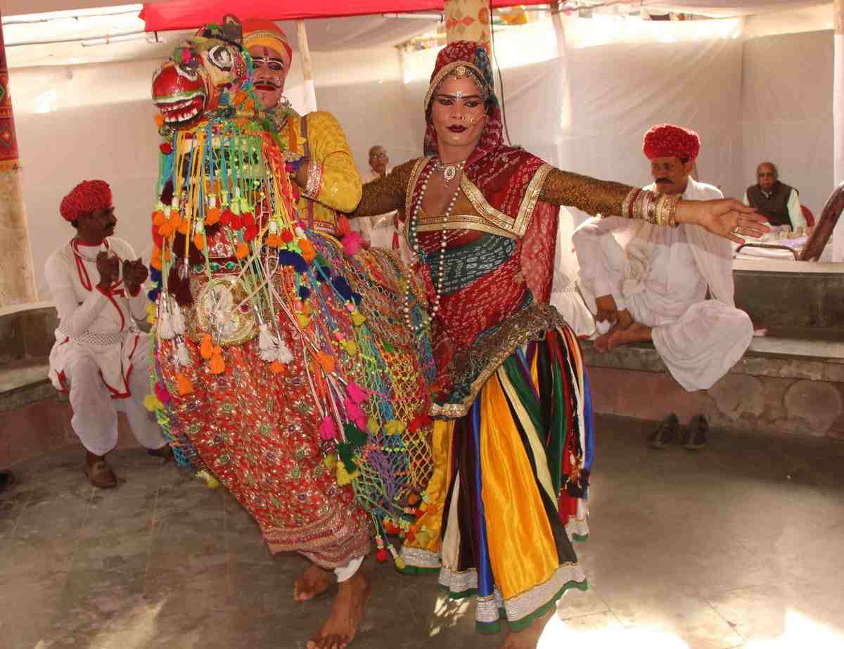 ras banaras festavl start at assi ghat 