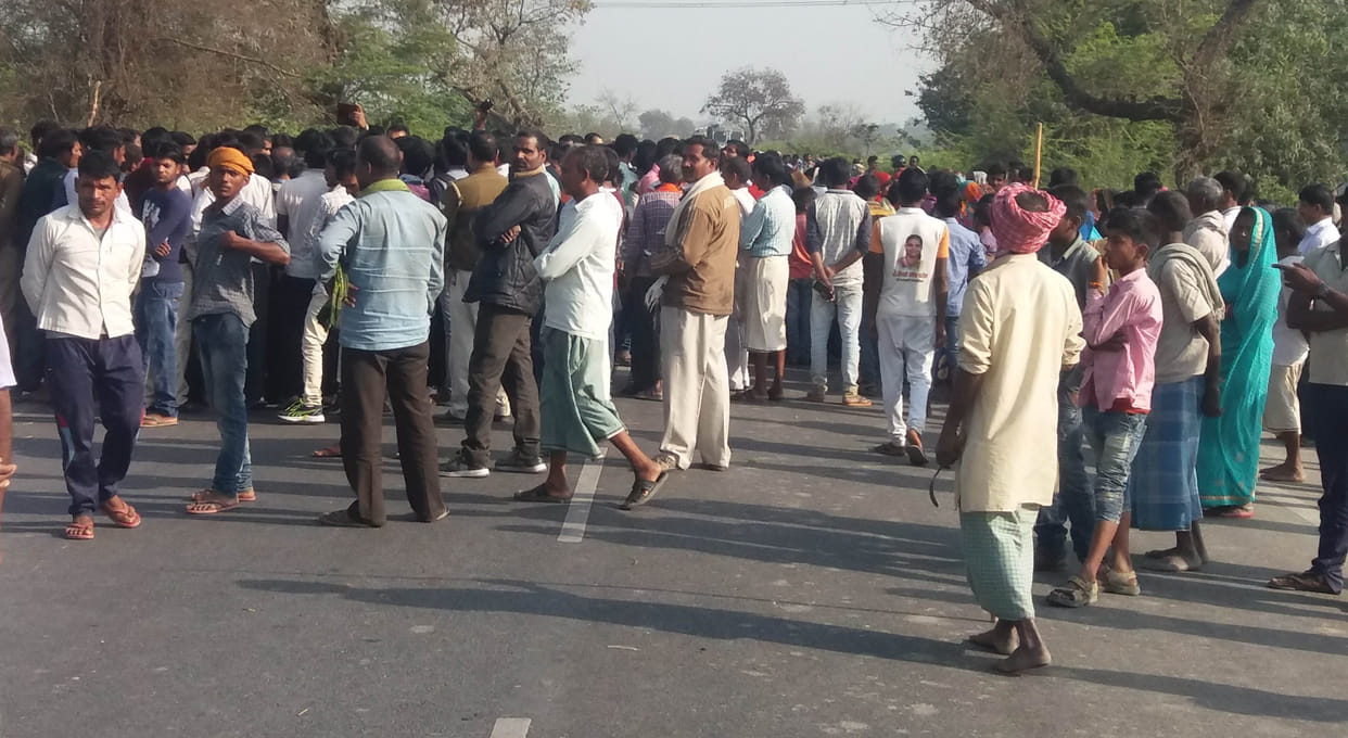 Two deaths in road accidents