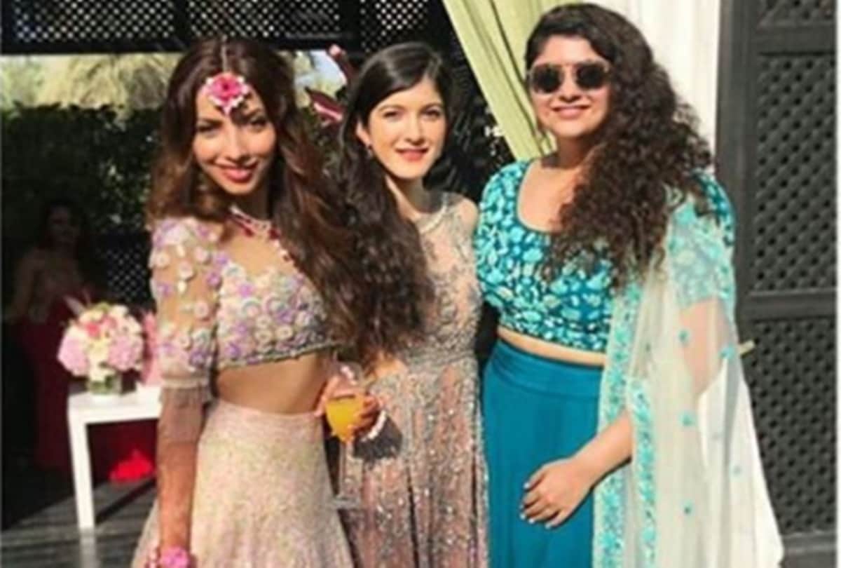 Arjun Kapoor, Manish Malhotra, Athiya Shetty spotted at sonam kapoor brother Mohit Marwah marriage