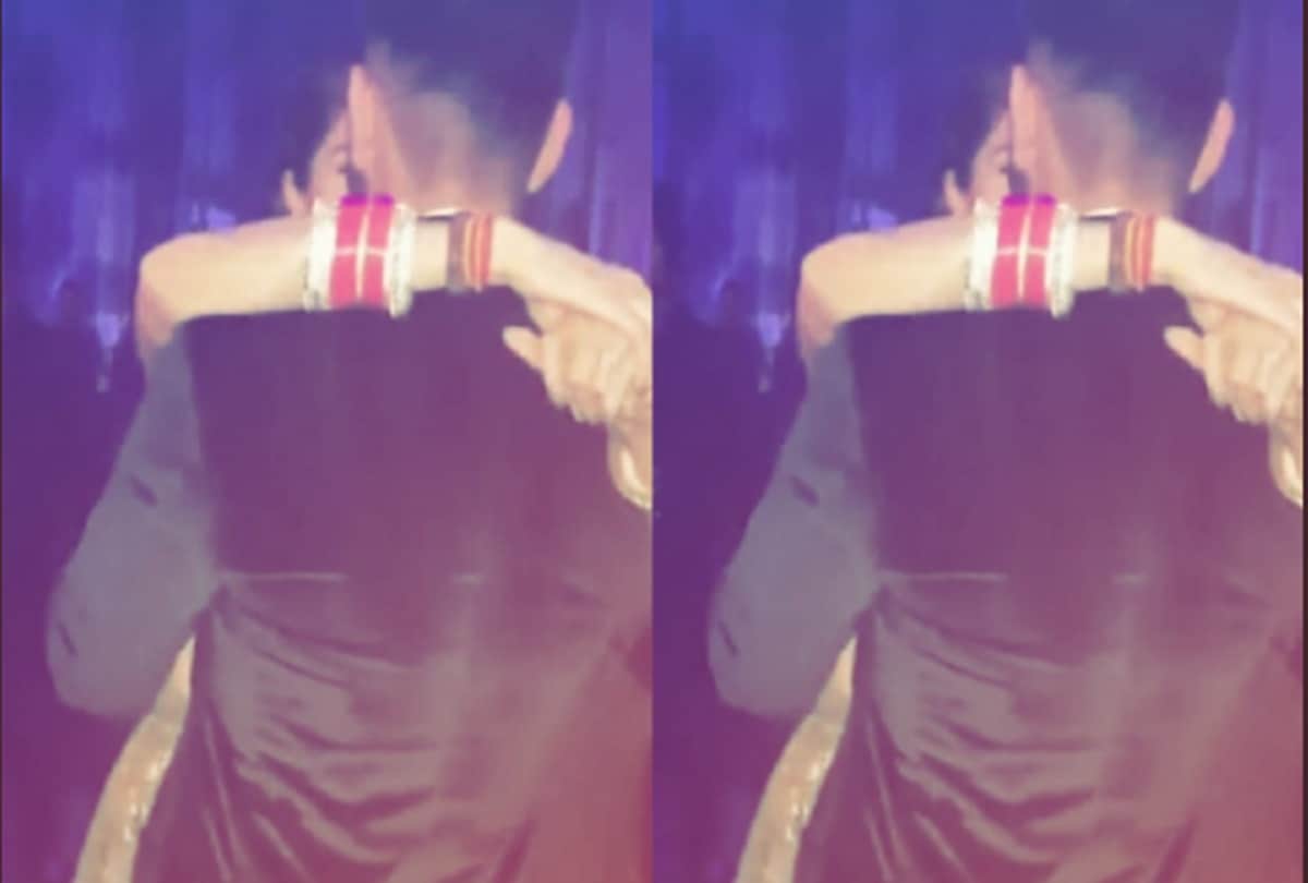 after 2 months of marriage anushka sharma and virat kohli honeymoon photo viral