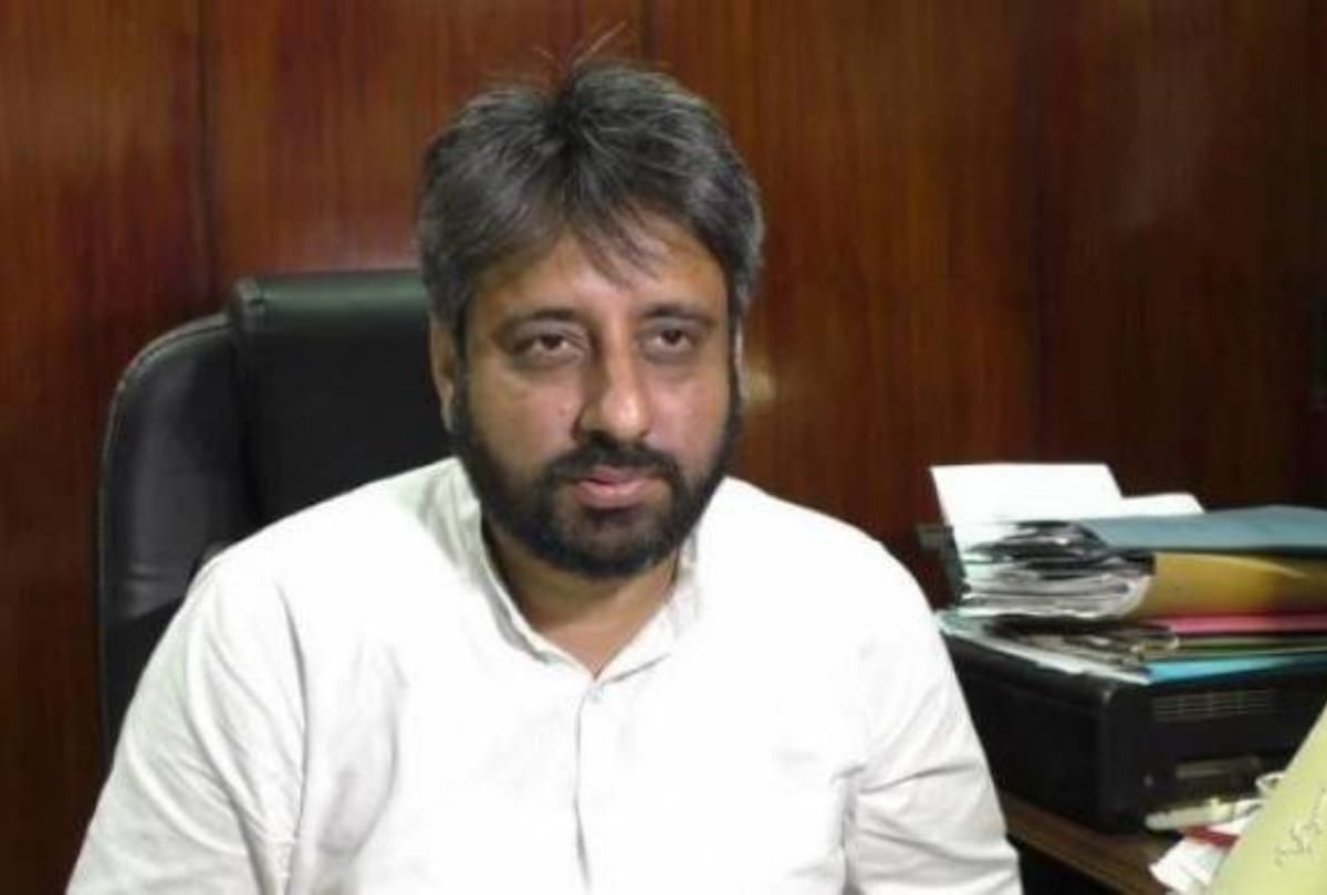 AAP mla amanatullah khan warns if any mosque damage due to central vista project then it will not be tolerated