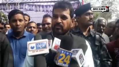 'Let dogs bark' BJP leader on attacks on Centre over PNB row