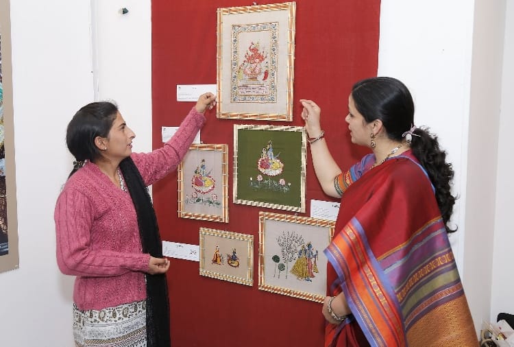 chamba rumal embroidery designs on clothes