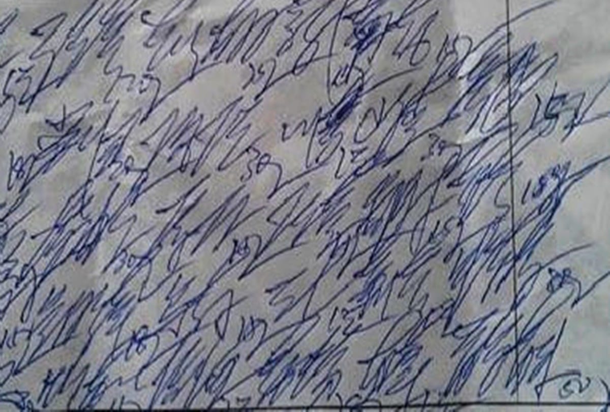 Reasons Why Doctors write in dirty handwriting