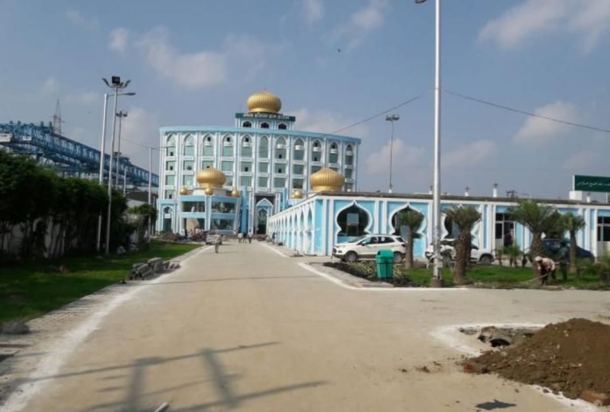 haj house of ghaziabad sealed by up government