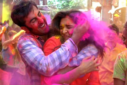  Not be able to stop yourself to play holi after seeing these pictures 