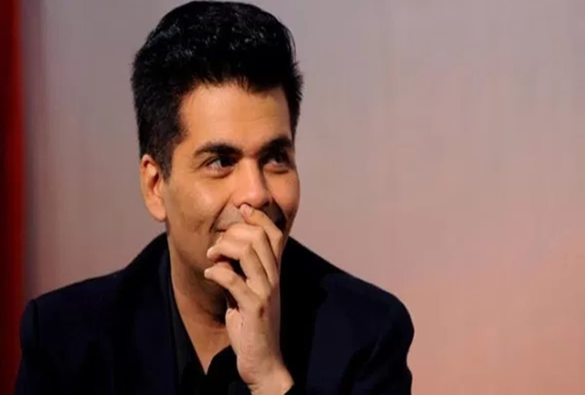Karan Johar female Fan reached India’s Next Superstars Set and demands to touch him
