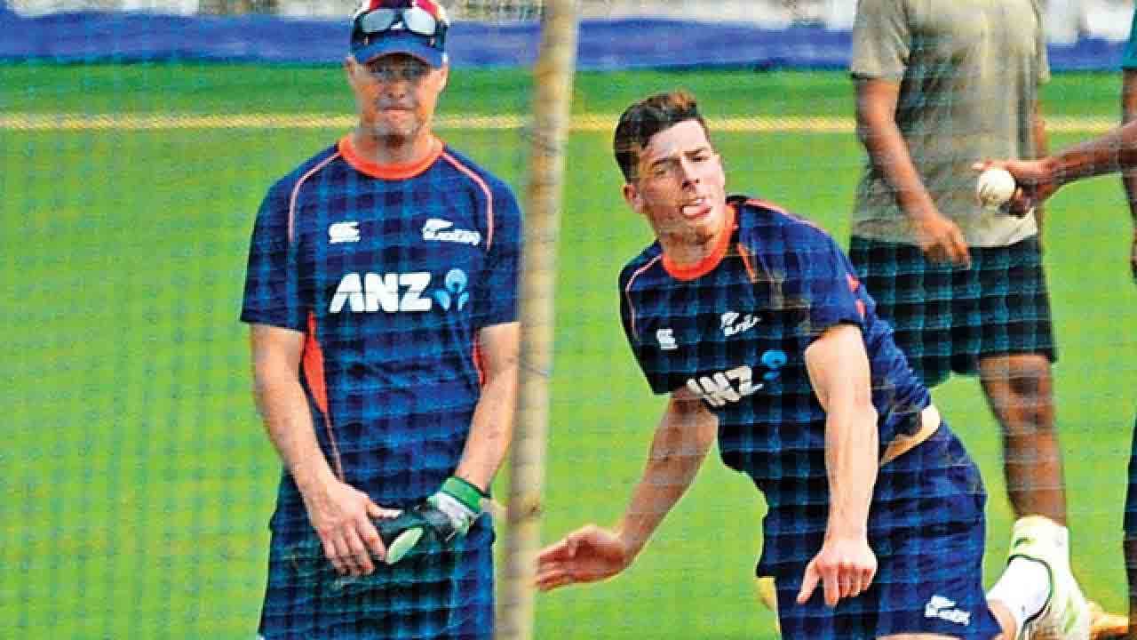 mitchell santner says happy to bowl ms dhoni on nets only