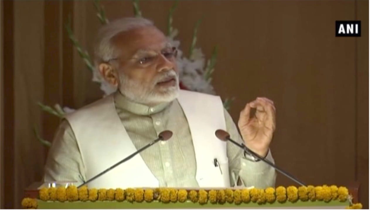 नरेंद्र मोदी