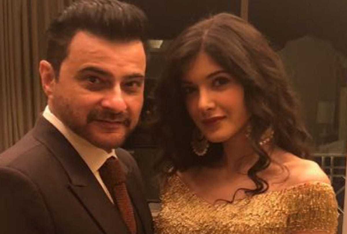 sanjay kapoor daughter shanaya kapoor shared her belly dance video