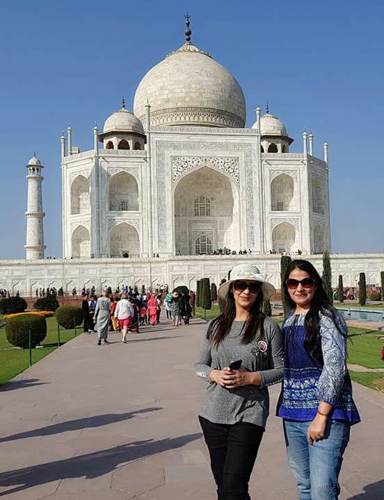 shilpa shinde visited taj mahal in agra