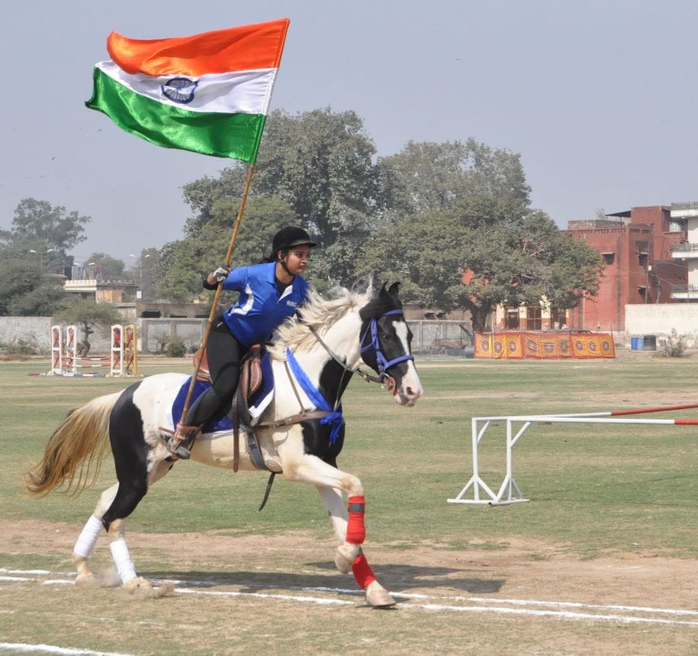 agra horse riding show in taj mahotsav 