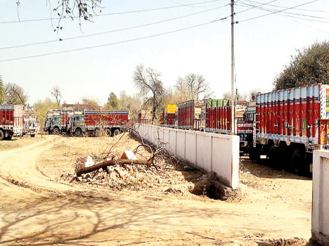 Sand trucks 70 overload truck seals