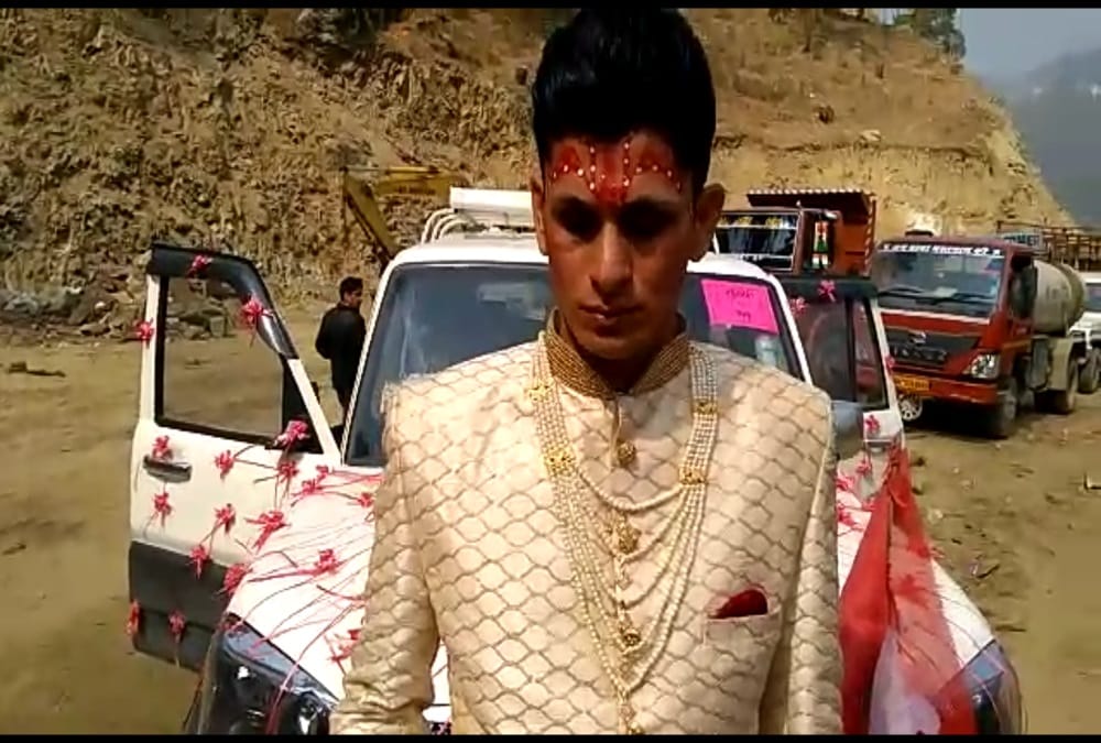Barat reached to bride home after auspicious muhurat due to traffic jam