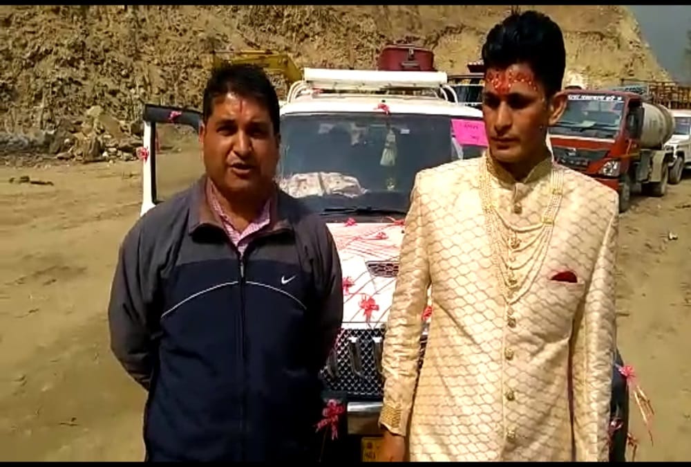 Barat reached to bride home after auspicious muhurat due to traffic jam