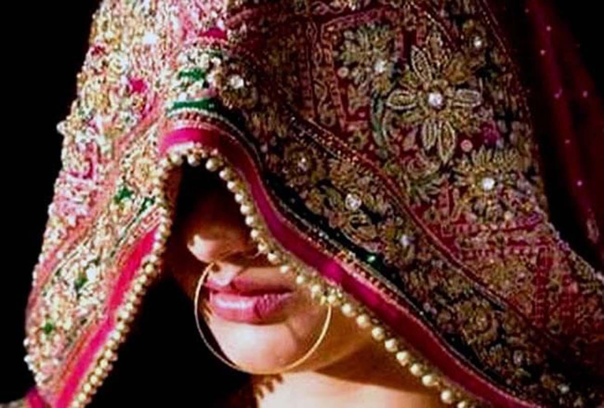 newly Bride gives birth on her wedding day