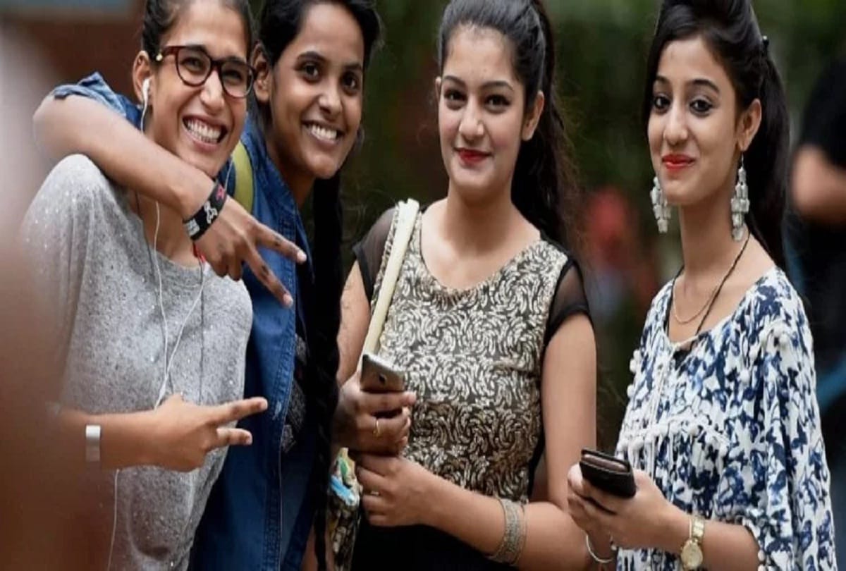 Delhi University Recruitment 2018-Apply Online for 15 Posts