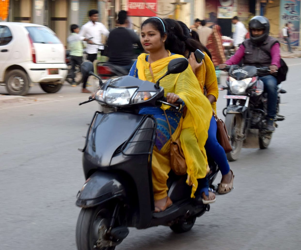 helmet will be must for girls in chandigarh